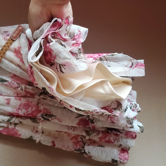 Girls Jean & floral dress with belt. Size 7/8 - Picture 4 of 4